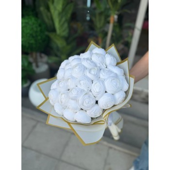 beyaz şakayık buketi